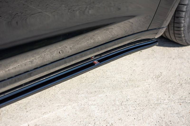 Side skirt Tesla Model 3 - Maxton design