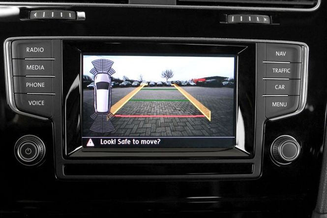 Main Image Ryggekamera Golf 7 - highline