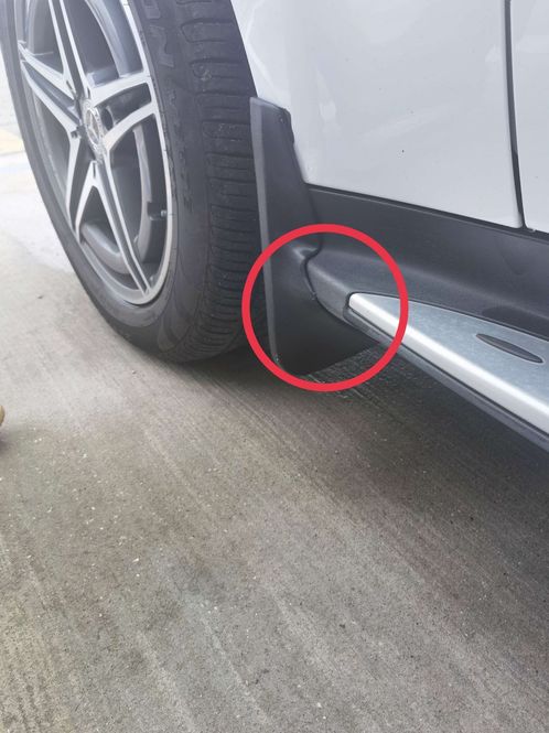 Main Image Mud flaps Mercedes EQC
