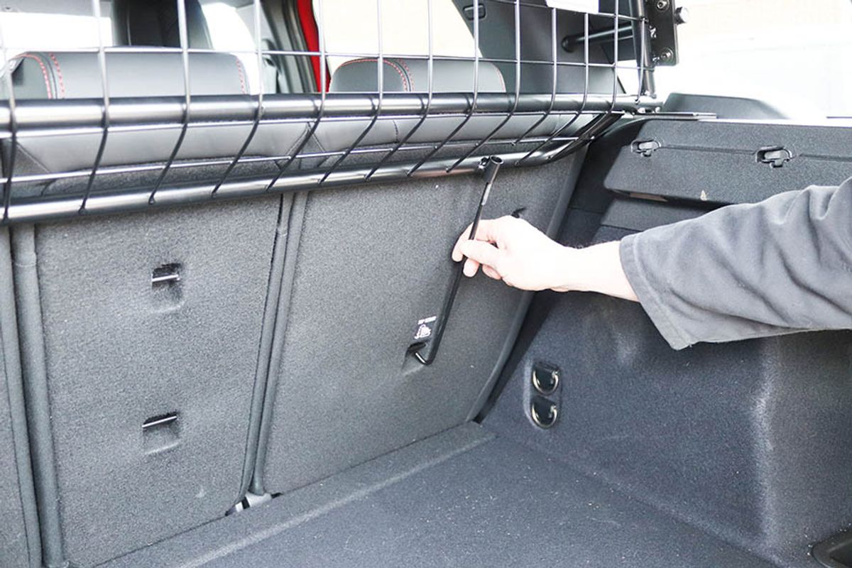 Dog/luggage divider Kia EV5