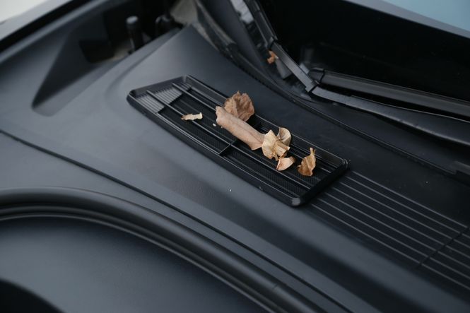 Hovedbilde Deksel / Nett utvendig luftinntak - Tesla Model 3 Highland (2024