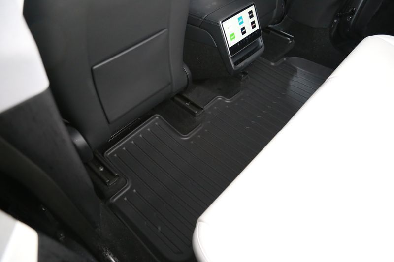 TPE floor mats coupe Tesla Model Y Juniper